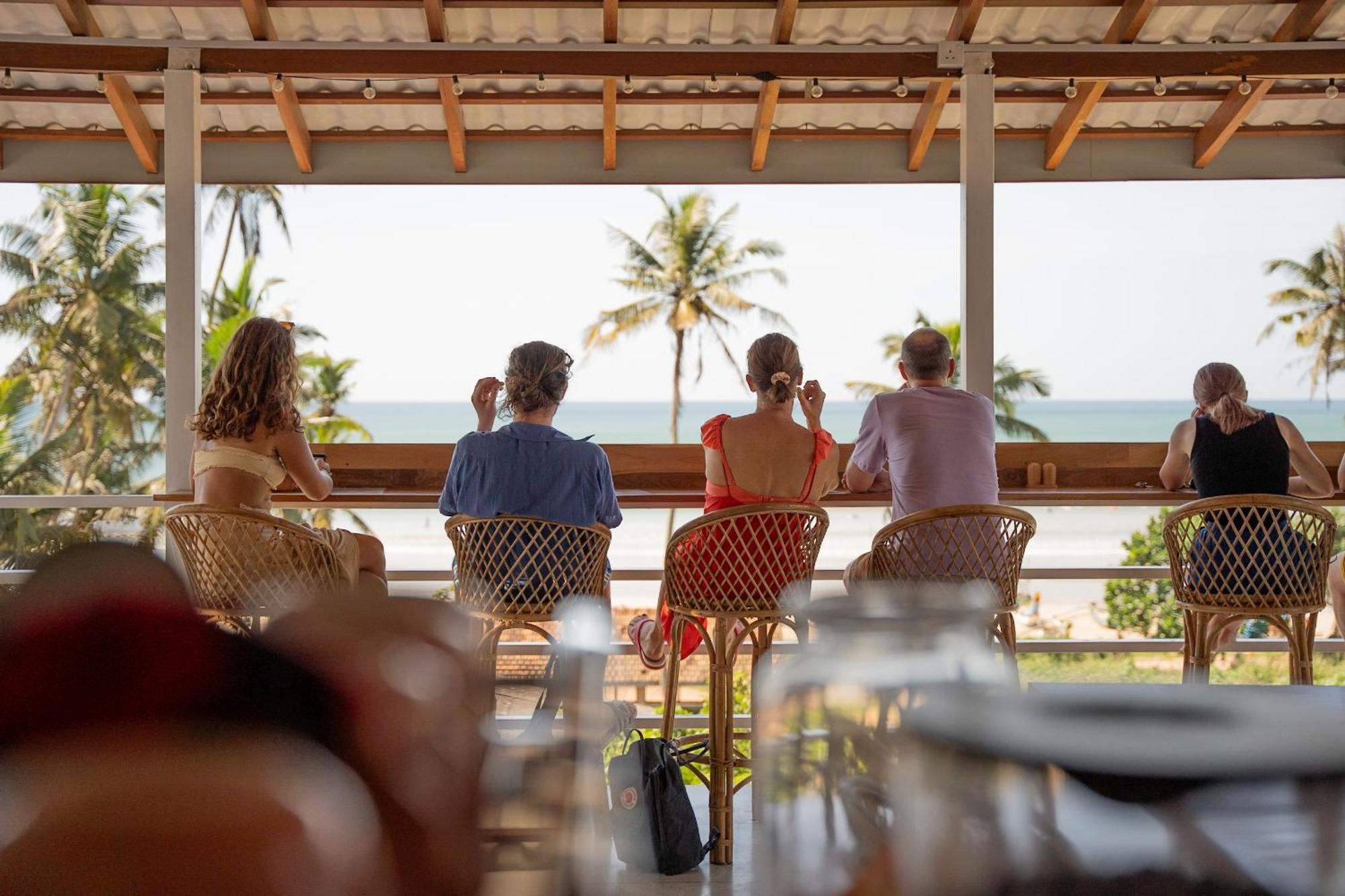 ウェリガマ Lucky'S Surf Camp Bed & Breakfast エクステリア 写真