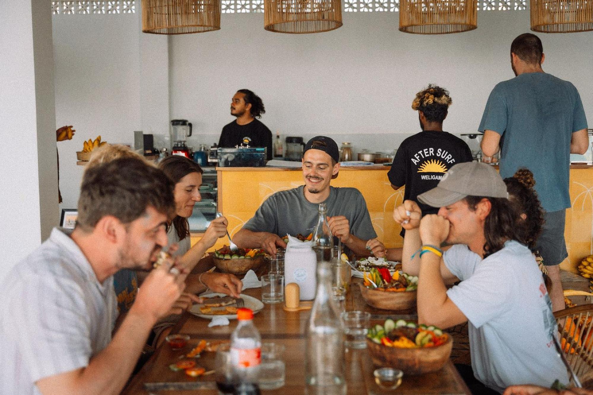 ウェリガマ Lucky'S Surf Camp Bed & Breakfast エクステリア 写真